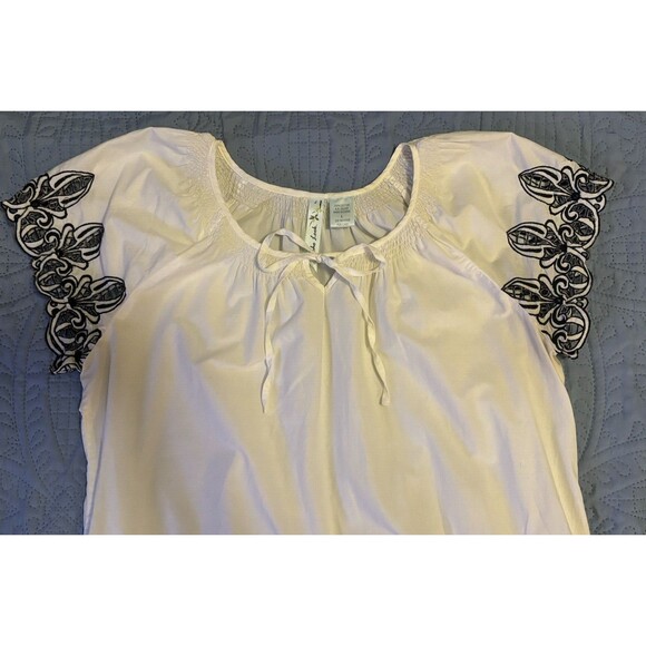 Soho Look 100% cotton peasant blouse with embroidery-style sleeves and hem sz L - Picture 3 of 8